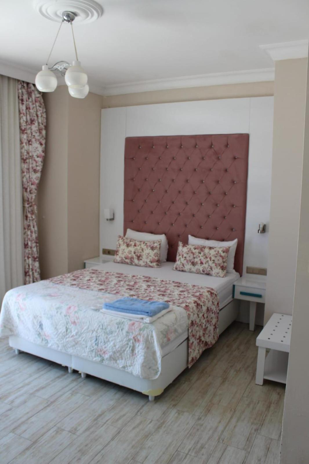 Derin Deniz Otel Караташ Экстерьер фото